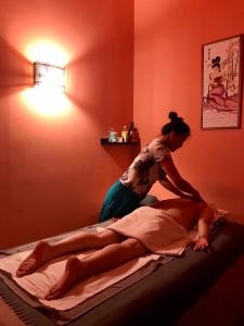 Chica busca chico en Barcelona: 