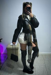 612295718: Chica busca chico en Alicante