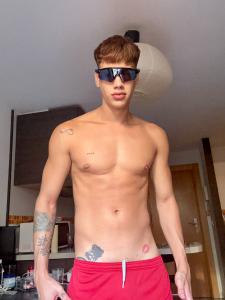 672190778: Chico busca chica en Alicante