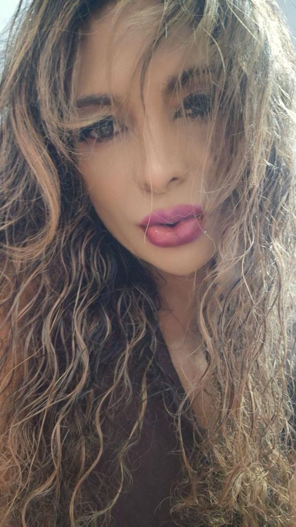 613439052: Travesti en Cáceres