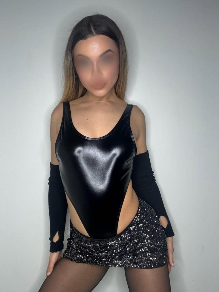 641058315: Chica busca chico en Burgos