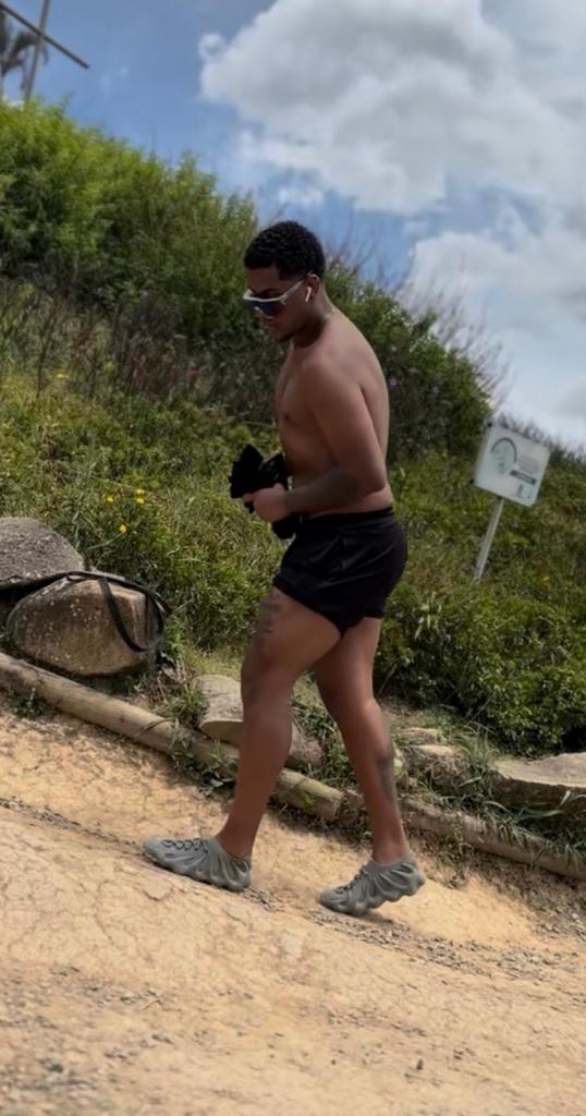 632183828: Chico busca chica en Córdoba