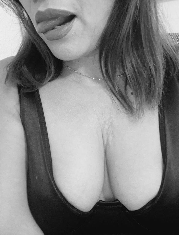 Chica busca chico en Valencia: 