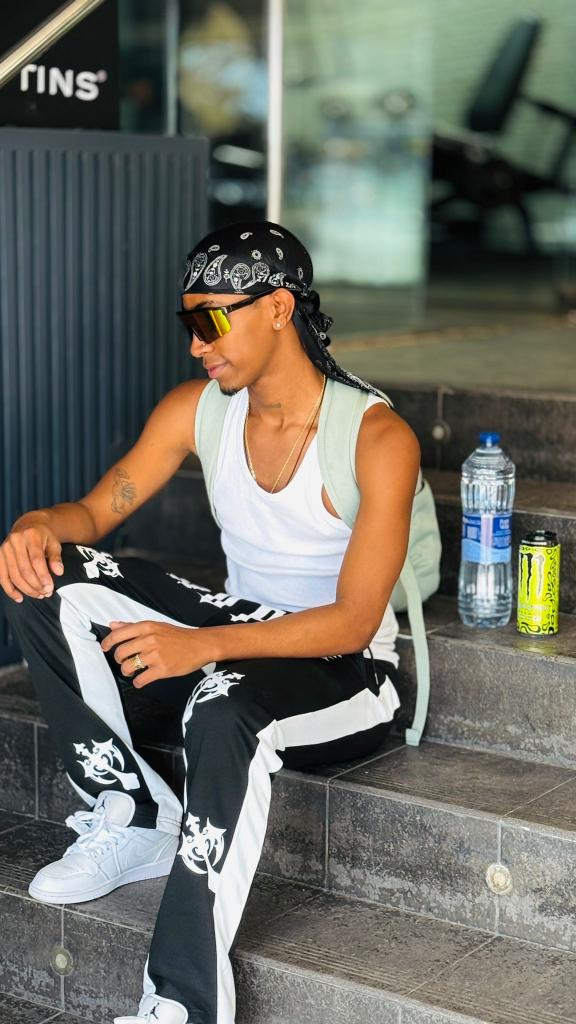 Chico busca chica en Valencia: 