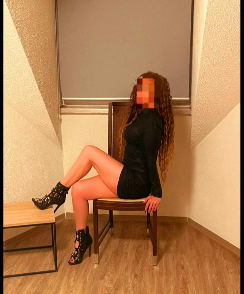 Chica busca chico en Cantabria: 