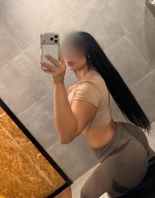 Chica busca chico en Huelva: 