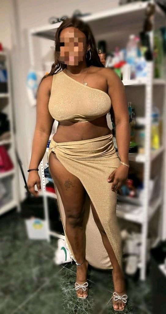 Chica busca chico en Ibiza: 