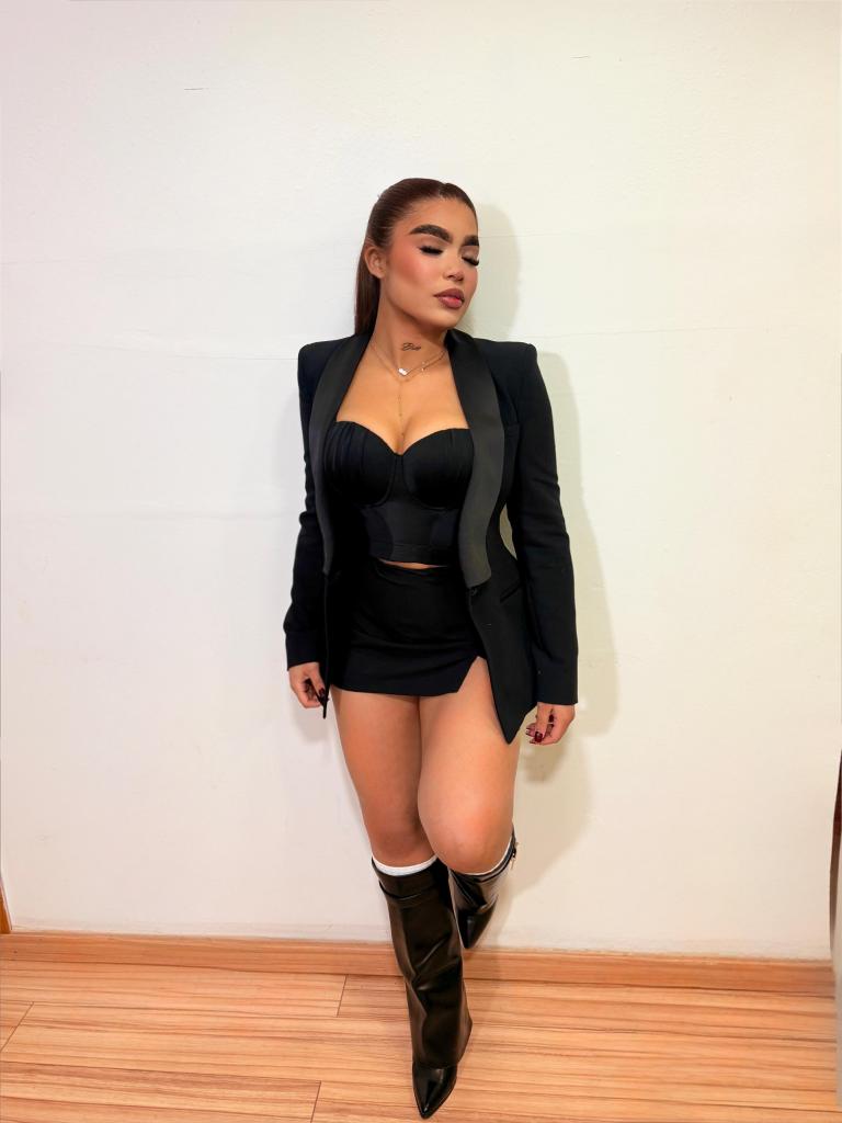 Chica busca chico en Sevilla: 