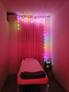 602696139: Chica busca chico en Barcelona