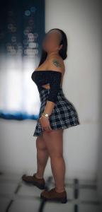 667600934: Chica busca chico en Sevilla