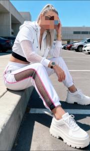 614756280: Chica busca chico en Murcia