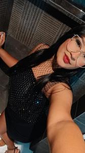 614881102: Chica busca chico en Sevilla