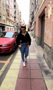 611570054: Chica busca chico en Alicante