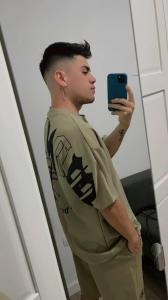 667692120: Chico busca chica en Sevilla