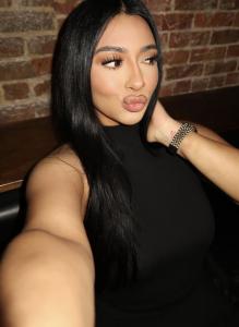 642077134: Chica busca chico en Madrid