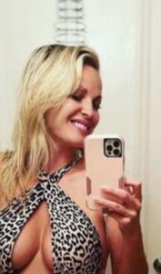 672511147: Chica busca chico en Málaga