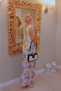 641842005: Chica busca chico en Barcelona