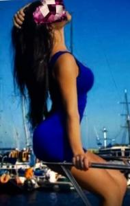 679899785: Chica busca chico en Barcelona