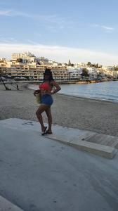 614169588: Transexual en La Coruña