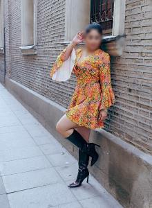 631305044: Chica busca chico en Madrid