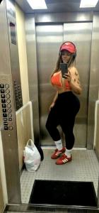 634796075: Chica busca chico en Valencia