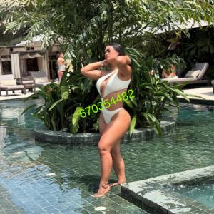 670354482: Chica busca chico en Álava