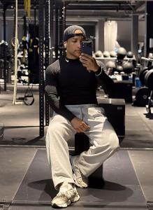 604242546: Chico busca chica en Sevilla