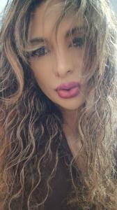 613439052: Travesti en Cáceres