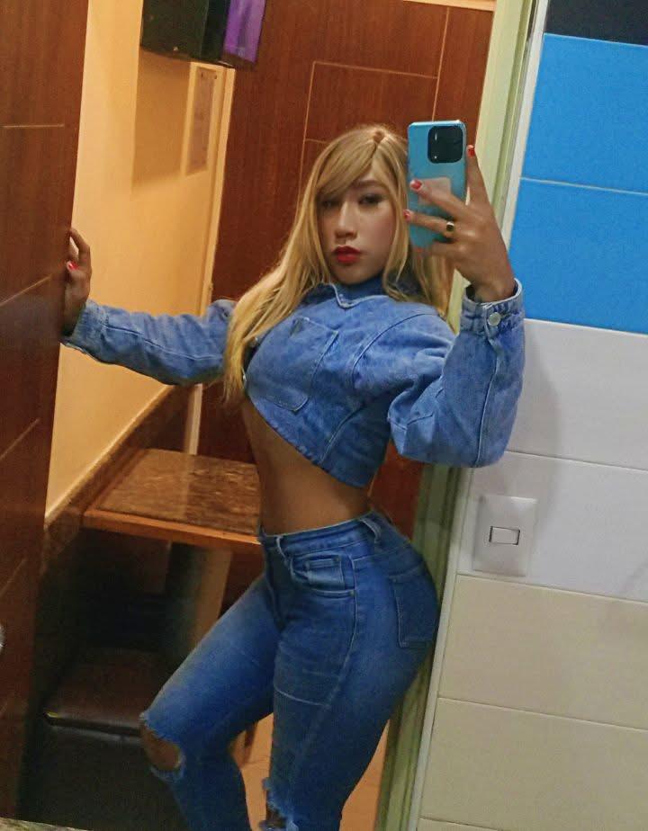 613583403: Transexual en Navarra