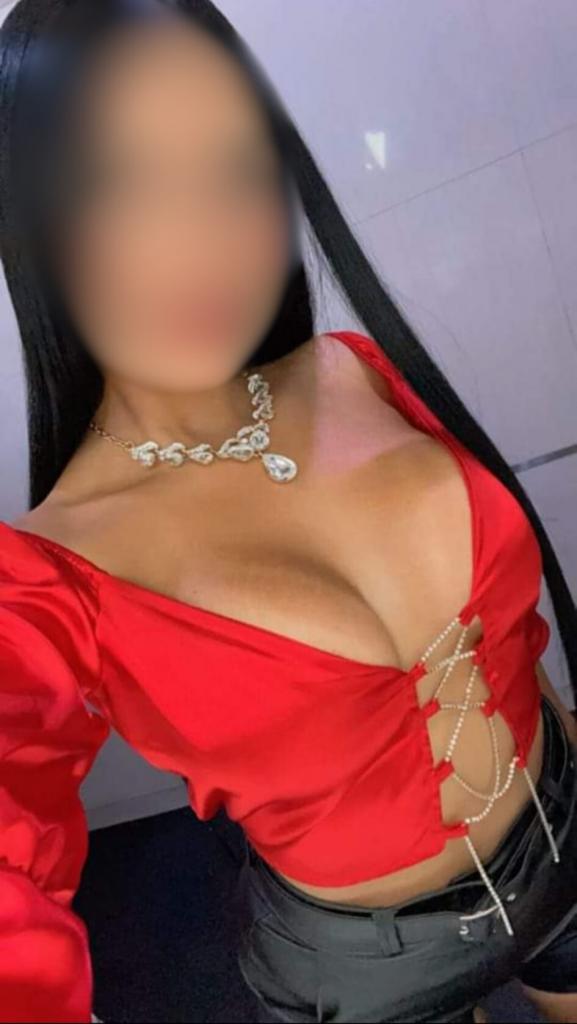 Chica busca chico en Almería: 