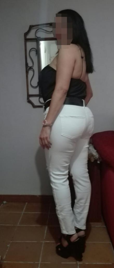 Chica busca chico en Sevilla: 