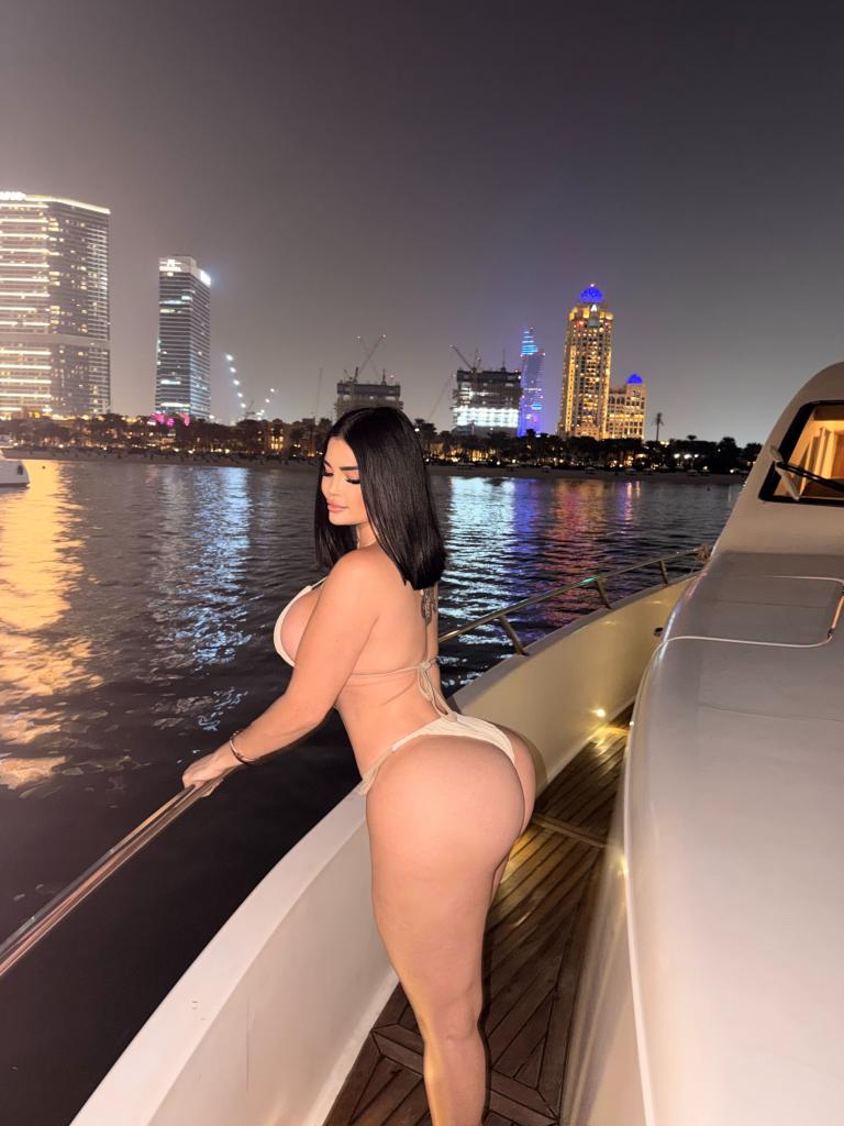 711223823: Chica busca chico en Madrid