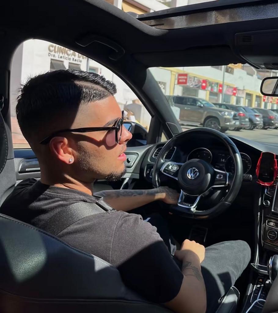 Chico busca chica en Almería: 