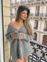 697946860: Chica busca chico en Tarragona