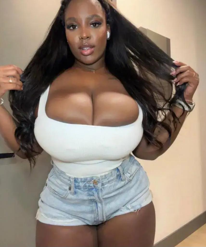 624781281: Chica busca chico en Murcia