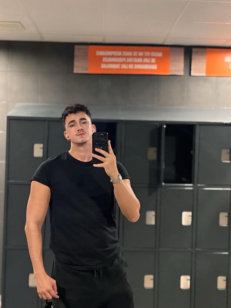 691606501: Chico busca chica en Valencia