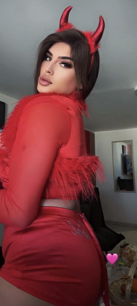 663780318: Travesti en Murcia