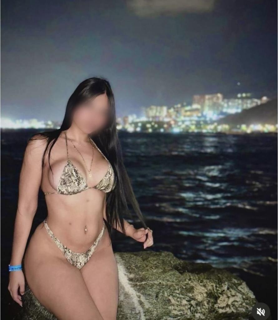 Chica busca chico en Granada: Chica busca chico