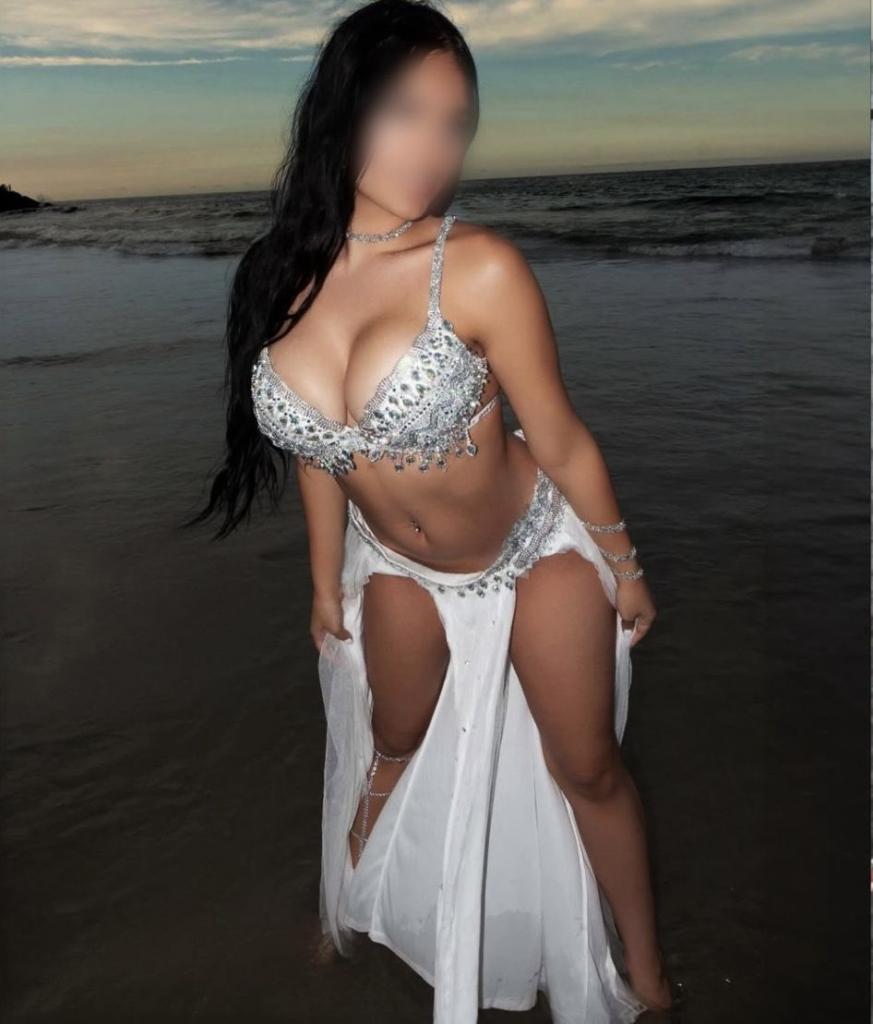 Chica busca chico en Granada: 
