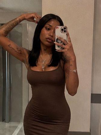 613834468: Chica busca chico en Murcia