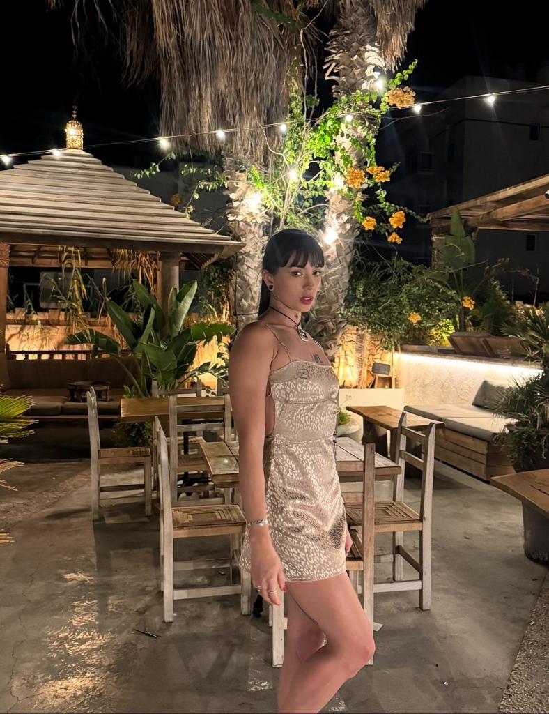 604115352: Chica busca chico en Alicante