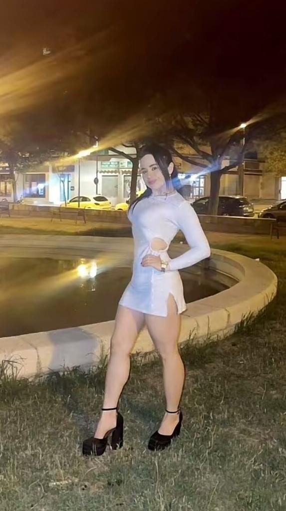 Chica busca chico en Zaragoza: Chica busca chico
