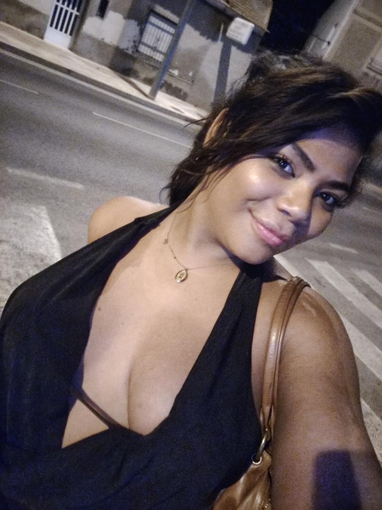 Chica busca chico en Alicante: 