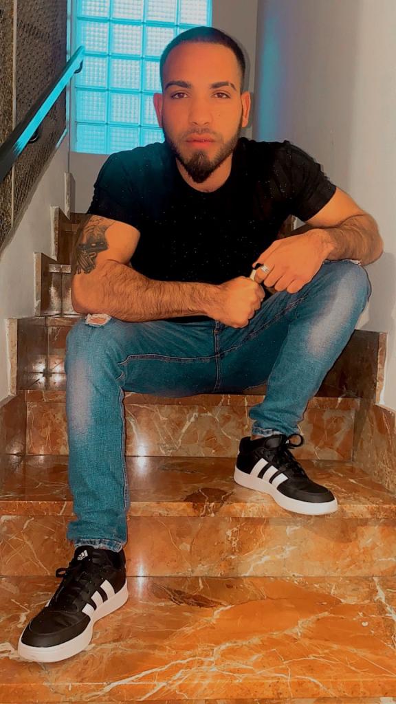 627591675: Chico busca chica en Mallorca