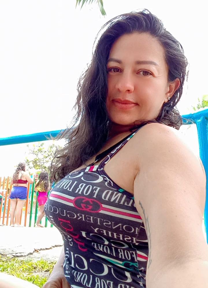 Chica busca chico en Castellón: 