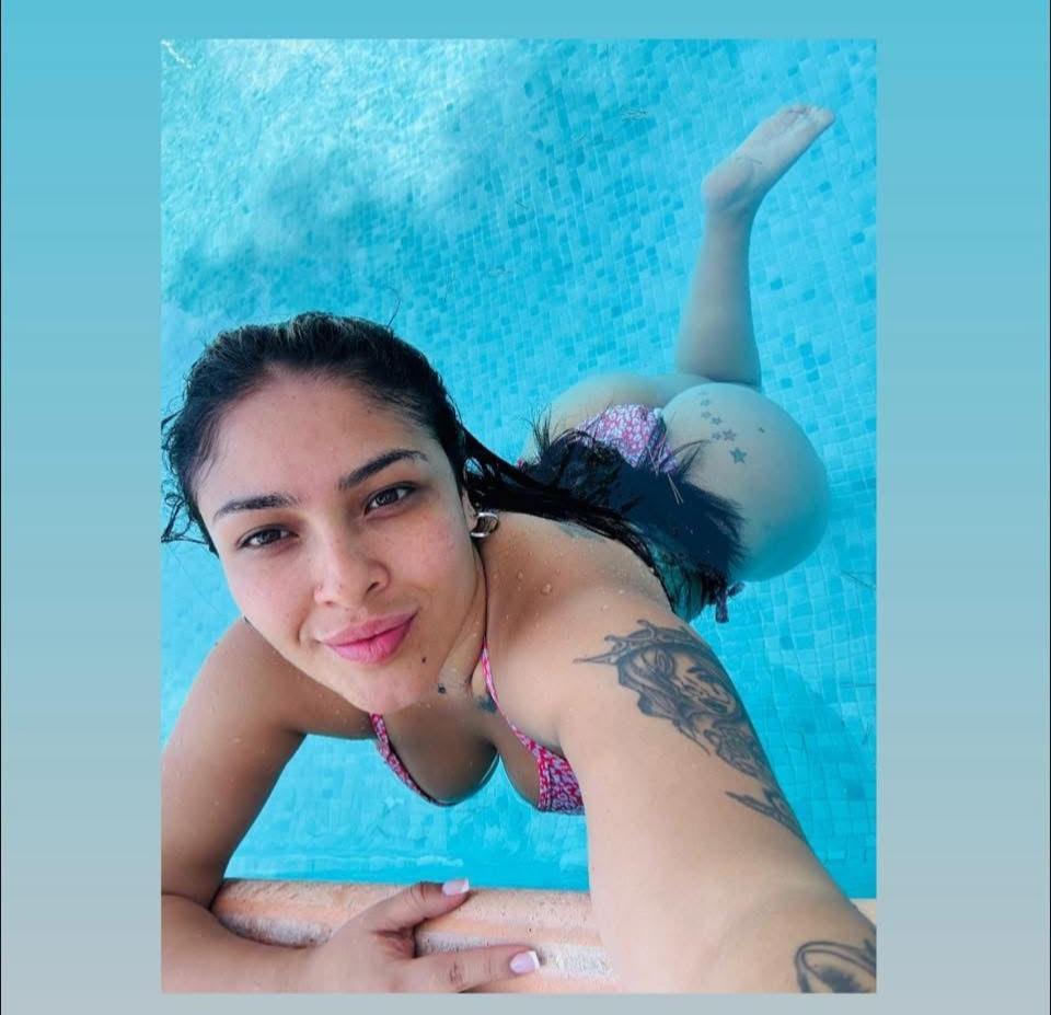 631374692: Chica busca chico en Barcelona