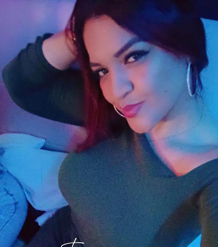 Chica busca chico en Valencia: Chica busca chico