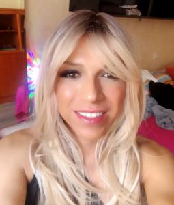 603393157: Transexual en La Coruña