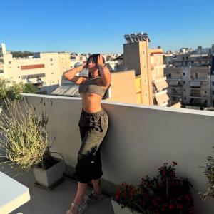 613556228: Chica busca chico en Alicante