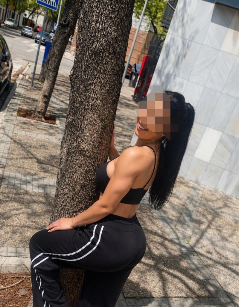 Chica busca chico en Granada: 